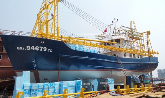 Viện KSND cấp cao kháng nghị hủy 2 bản án về tàu vỏ thép nằm bờ ảnh 1