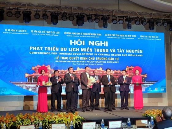 Đầu tư hơn 400 tỷ đồng vào Dự án Khu du lịch sinh thái Cổng trời Đông Giang ảnh 1