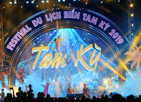 Festival du lịch biển Tam Kỳ – “Hãy đến và khám phá” ảnh 1