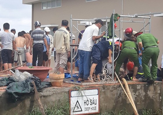 Thăm, hỗ trợ gia đình 4 nạn nhân tử vong do ngạt khí ảnh 1