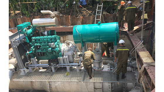 Tăng cường 3 máy bơm chống ngập đường Nguyễn Hữu Cảnh ảnh 1