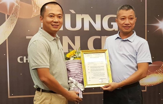 Ông Đoàn Văn Hiểu Em đặt mục tiêu 8 tỉ USD cho 2 chuỗi thegioididong.com và Điện máy Xanh ảnh 1