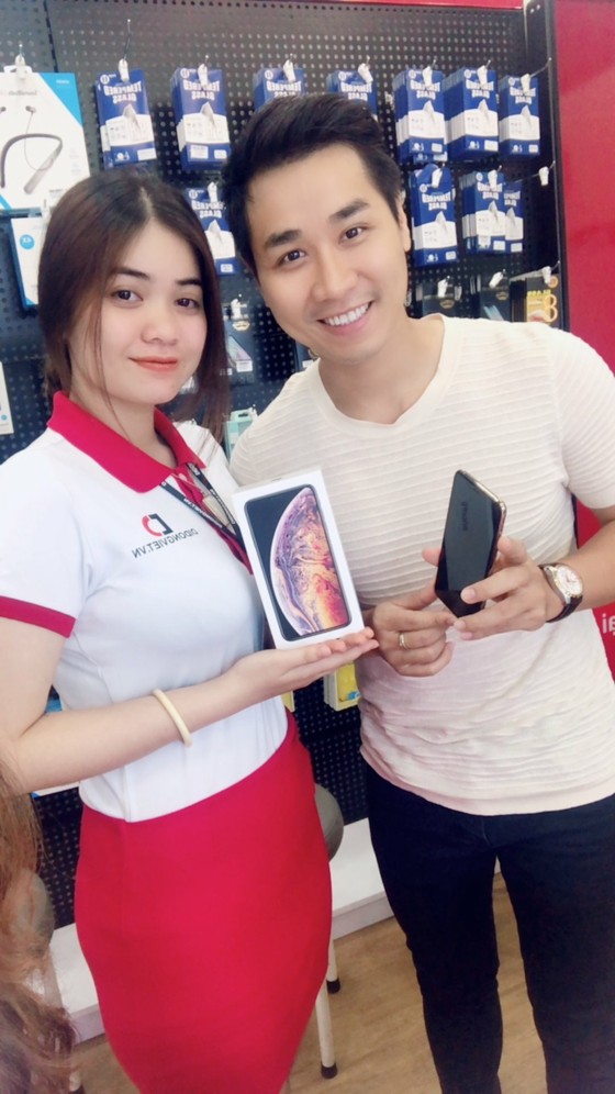 Cách để sở hữu iPhone Xs Max 2 SIM chỉ với 13 triệu đồng ảnh 2