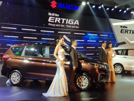 Suzuki ra mắt mẫu xe 7 chỗ Ertiga hoàn toàn mới ảnh 1