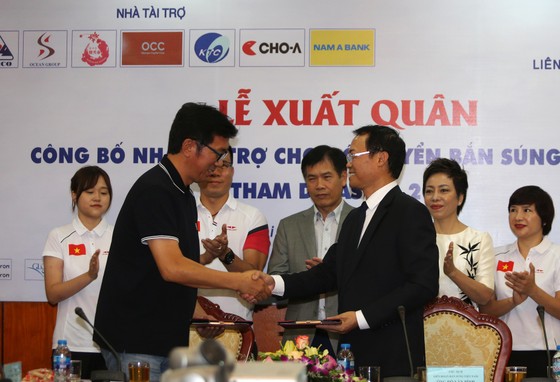 Treo thưởng 2,1 tỉ đồng cho HCV Bắn súng Việt Nam ảnh 1