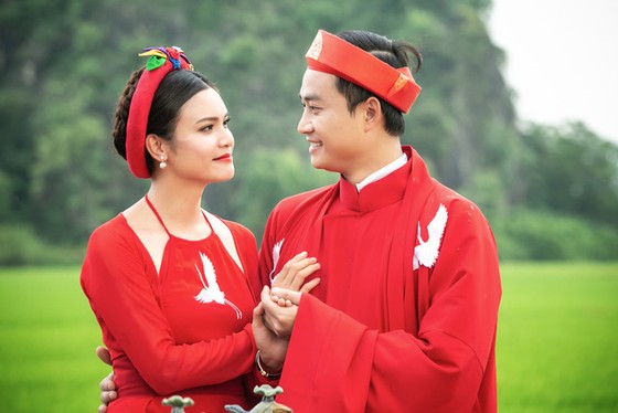 Đạo diễn Khải Hưng "chạm ngõ" ca nhạc với MV cổ trang ảnh 1
