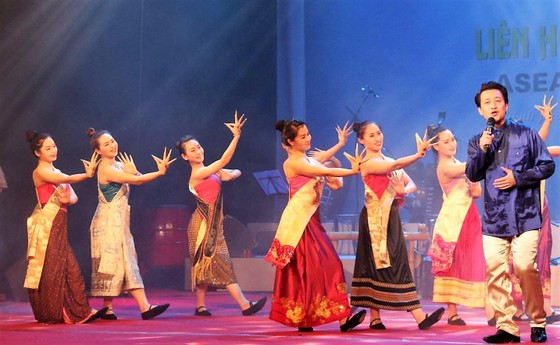10 đơn vị nghệ thuật tham dự Liên hoan Âm nhạc ASEAN 2019 ảnh 1