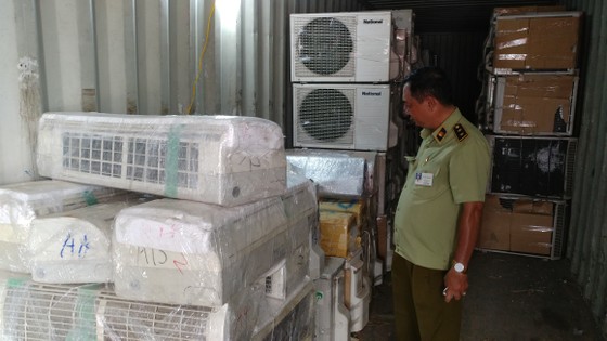Thu giữ gần 400 sản phẩm điện máy, điện lạnh, điện tử không rõ xuất xứ ảnh 1