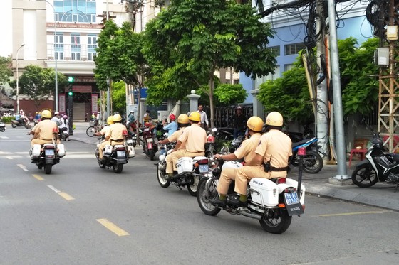 Tổng kiểm soát phương tiện ở TPHCM: Tránh 'đầu voi đuôi chuột' ảnh 2