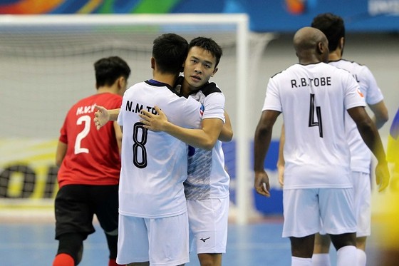 Thái Sơn Nam vào tứ kết giải futsal châu Á nhờ bàn thắng ở giây cuối cùng ảnh 2
