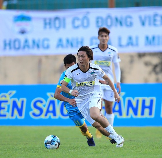 Khánh Hòa - HA.GL 1-4: HA.GL thắng lớn ngày ra quân ảnh 3
