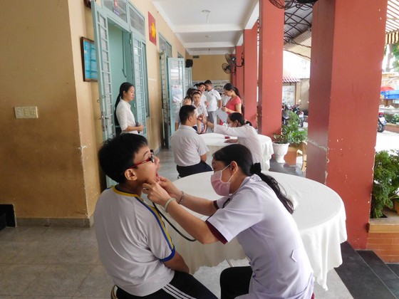 Không bắt buộc học sinh mua bảo hiểm tai nạn ảnh 1