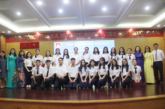 TPHCM: Ra quân 11 đội tuyển tham dự kỳ thi học sinh giỏi cấp quốc gia năm học 2018-2019 ảnh 1