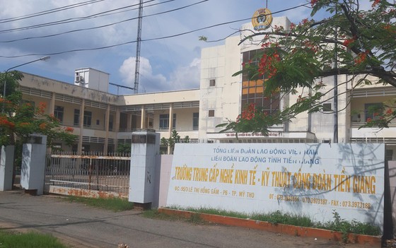 Giả chữ ký lãnh đạo để lừa đảo chiếm đoạt tài sản ảnh 1
