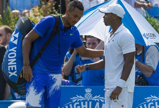 Kyrgios bỏ cuộc vì chấn thương ảnh 1