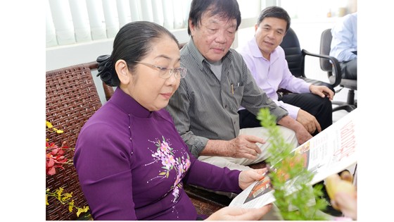 Báo chí góp phần thúc đẩy kinh tế, xã hội TPHCM phát triển ảnh 2