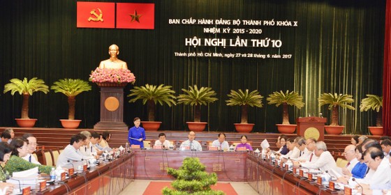 Khai mạc Hội nghị lần thứ 10 Ban Chấp hành Đảng bộ TPHCM Khóa X ảnh 1