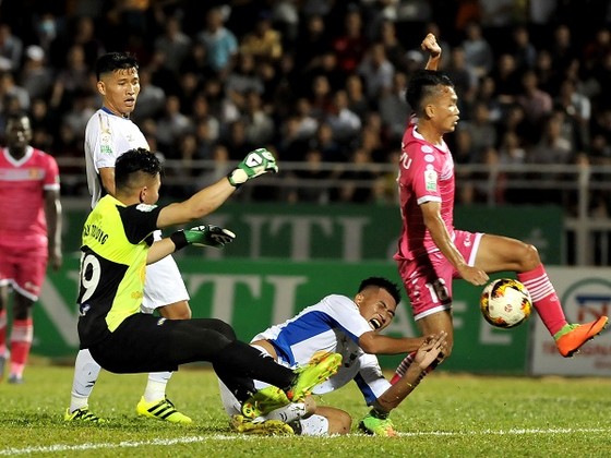 Những điểm nhấn vòng 5 Nuti Cafe V-League 2018 ảnh 2