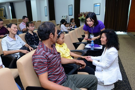 Tái khá»i Äá»ng Quỹ Nâng bưá»c tuá»i thÆ¡ phẫu thuáºt miá»
n phà cho trẻ em nghèo ảnh 1