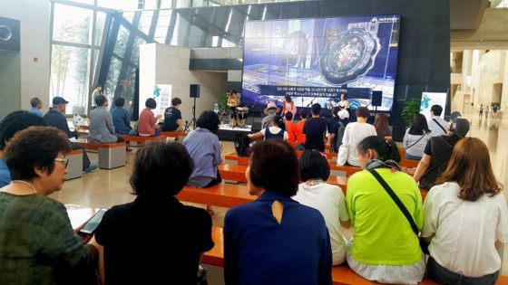 Ngỡ ngàng khi tới một trong những bảo tàng đông khách nhất thế giới ảnh 5