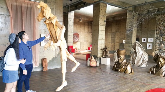 Tháng 4 ở xứ Kim chi ảnh 7