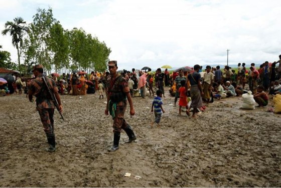 Xung đột leo thang tại miền Tây Myanmar, gần 400 người thiệt mạng ảnh 1