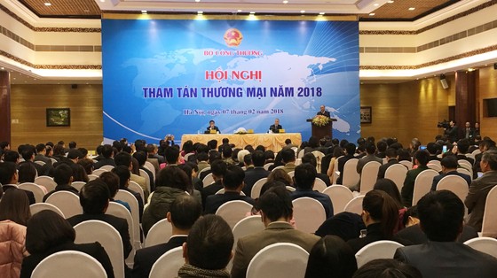 Thủ tướng hỏi các tham tán thương mại có biết gói bánh chưng không ảnh 1