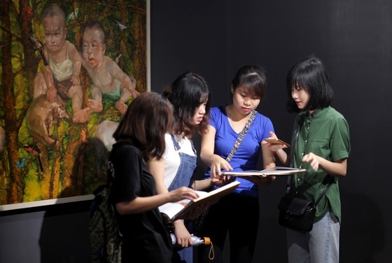 Trưng bày 33 tác phẩm của 8 nghệ sĩ trẻ đương đại ảnh 2