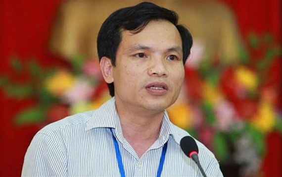 Ông  Mai Văn Trinh