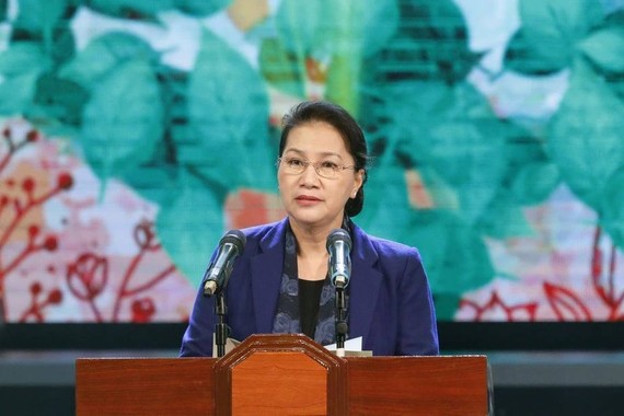 Chủ tịch Quốc hội Nguyễn Thị Kim Ngân kêu gọi chung tay vì người nghèo