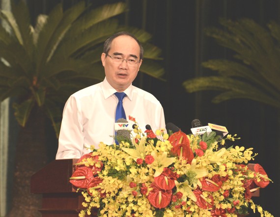 Bí thư Thành ủy TPHCM Nguyễn Thiện Nhân phát biểu tại phiên khai mạc. Ảnh: VIỆT DŨNG