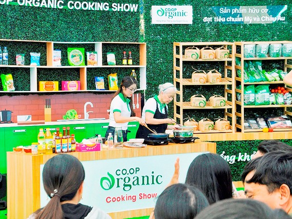 Chuyên gia ẩm thực giới thiệu cách chế biến thực phẩm Organnic