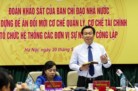 Phó Thủ tướng Vương Đình Huệ phát biểu tại cuộc họp. Ảnh: VGP