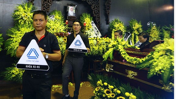 Hôm nay, thầy Văn Như Cương về thăm học trò lần cuối ảnh 5
