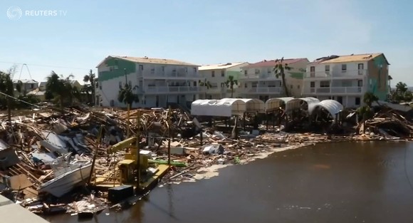 Quân đội Mỹ khẩn trương tìm kiếm người sống sót sau khi bão Michael quét qua Florida ảnh 3