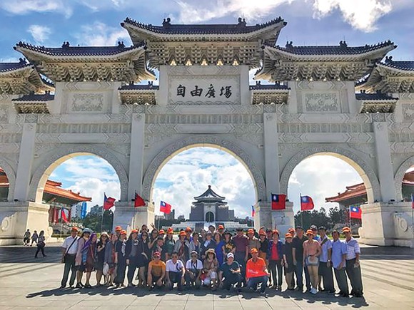Rất ấn tượng với sự phục vụ tận tâm của TST Tourist ảnh 4