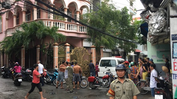 Nghi án hai cha con bị sát hại ở quận Tân Bình ảnh 1