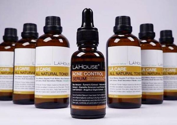 Thu hồi sản phẩm trị mụn Acne control serum ảnh 1