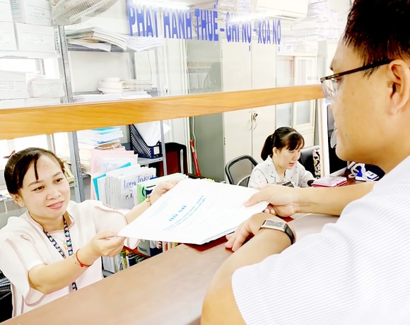 Nâng cao trách nhiệm cấp ủy giải quyết hồ sơ của người dân ảnh 1