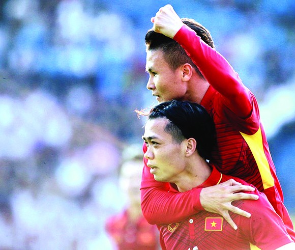 Xuất ngoại, vui hay lo? ảnh 1