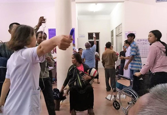 136 người nhập viện cấp cứu sau khi ăn tiệc cưới ảnh 1