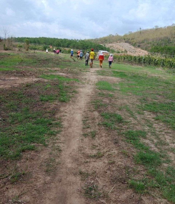 Tìm thấy thi thể bé trai 2 tuổi mất tích nhiều ngày cách nhà 5km ảnh 2