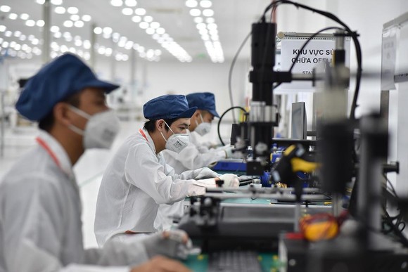 Vingroup động thổ Nhà máy điện thoại thông minh công suất 125 triệu máy/năm ảnh 3