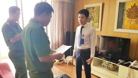 Chân dung "bà trùm" đứng sau kẻ cầm đầu đường dây đánh bạc 2.000 tỷ đồng ảnh 4