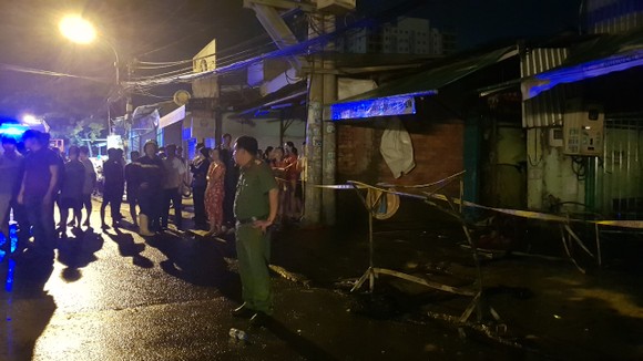 Cháy dãy trọ, một nữ công nhân tử vong ảnh 8