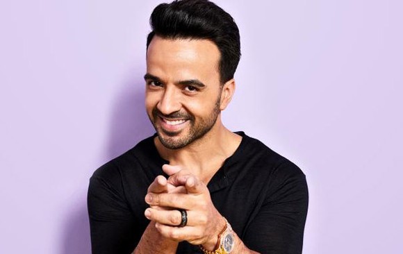 Ngoài Luis Fonsi, giám khảo The X-Factor Nicole Scherzinger cũng đến Việt Nam biểu diễn ảnh 1