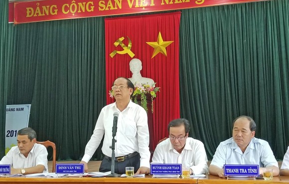 Chủ tịch UBND tỉnh Quảng Nam đối thoại với dân về đất dự án ảnh 1