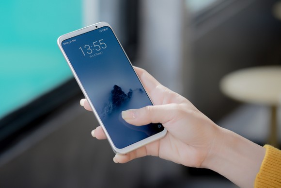 Meizu 16th và Meizu C9 được bán tại Việt Nam ảnh 1