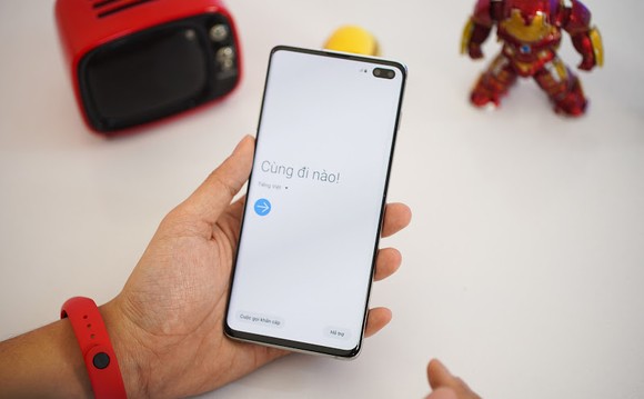 Người dùng Galaxy S9 Plus tiết kiệm đến 6,7 triệu khi lên đời Galaxy S10 Plus tại Di Động Việt ảnh 2