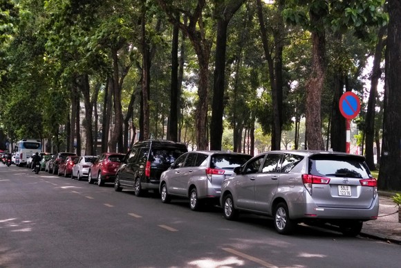 Tổng kiểm soát phương tiện ở TPHCM: Tránh 'đầu voi đuôi chuột' ảnh 8
